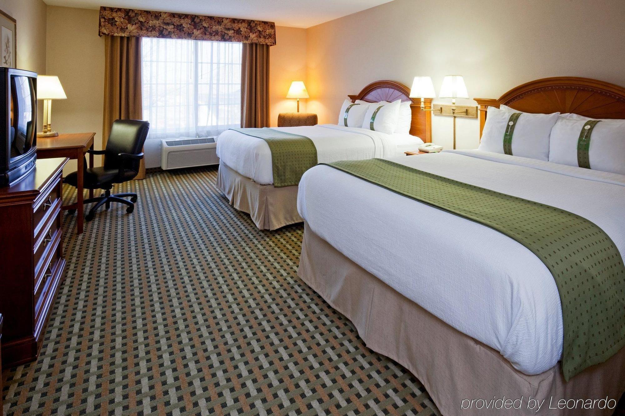 Holiday Inn Milwaukee Airport By Ihg Номер фото